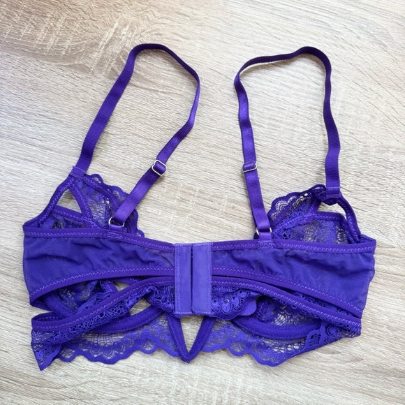 New Thistle and Spire Kane Cutout V Wire Bra Top Lace Sheer Purple 32C - Picture 7 of 9